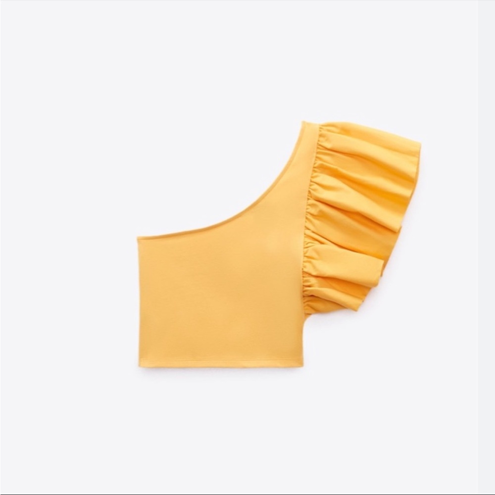 ZARA RUFFLED ASYMMETRICAL TOP